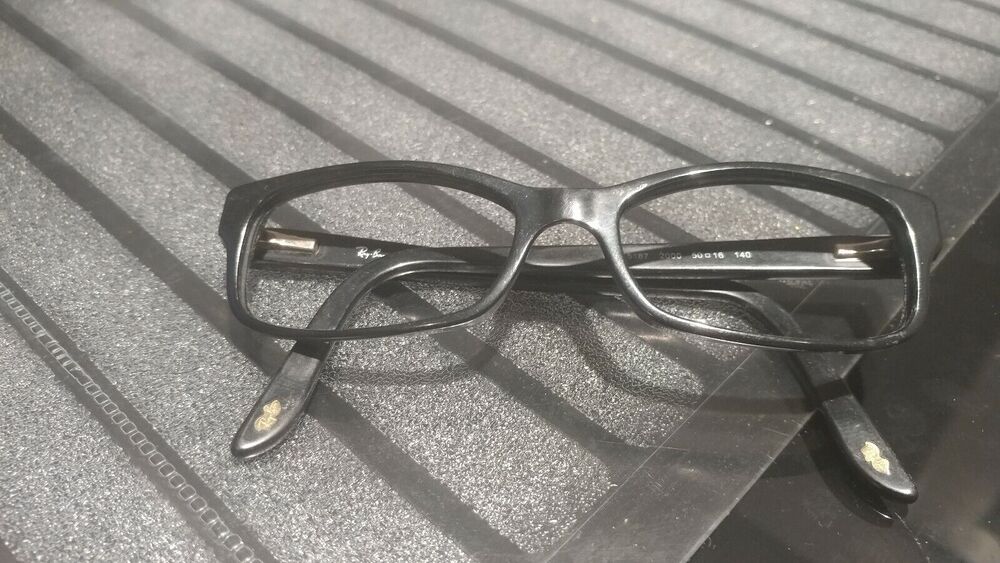 Ray Ban RB 5187 2000 52 16 140 Black Sunglasses/Frames